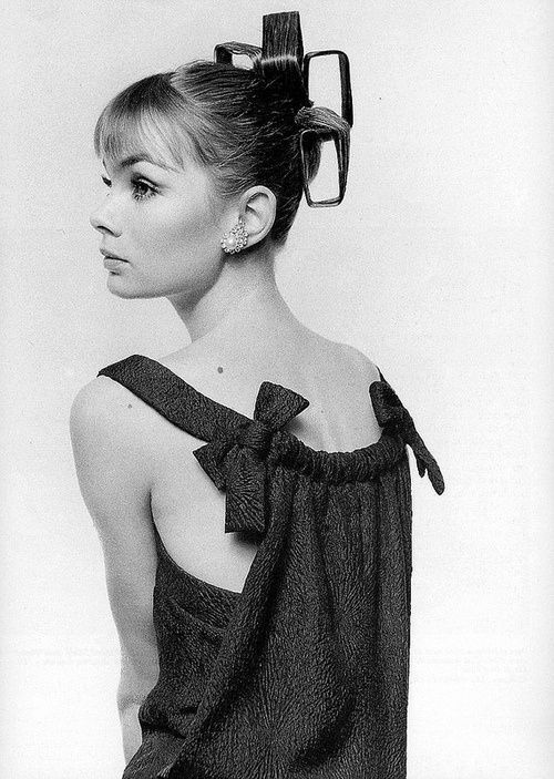   Jean Shrimpton photographed by David Bailey for Vogue, March 1964.     www.gracestewartxo.tumblr.com