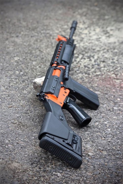 djap-risk-management-inc:  gunrunnerhell:  FAL Friday Custom Cerakote finished FAL that the owner/seller says is comprised of IMBEL parts built by DSArms. Really clean and eye catching build. Rail is from DSArms and the stock is from Magpul, both of which