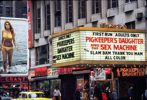 limegum:  New York City, 1972 | via  GRINDHOUSE