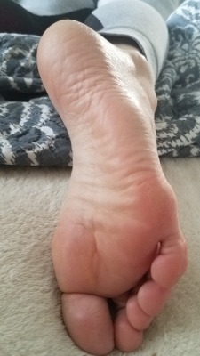 Myprettywifesfeet:  A Beautiful Close Up Of My Pretty Wifes Sexy Sole.please Comment