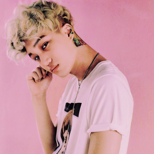 divinekai:  because Jongin and Pink is always fitting I was tagged by @suavesehun