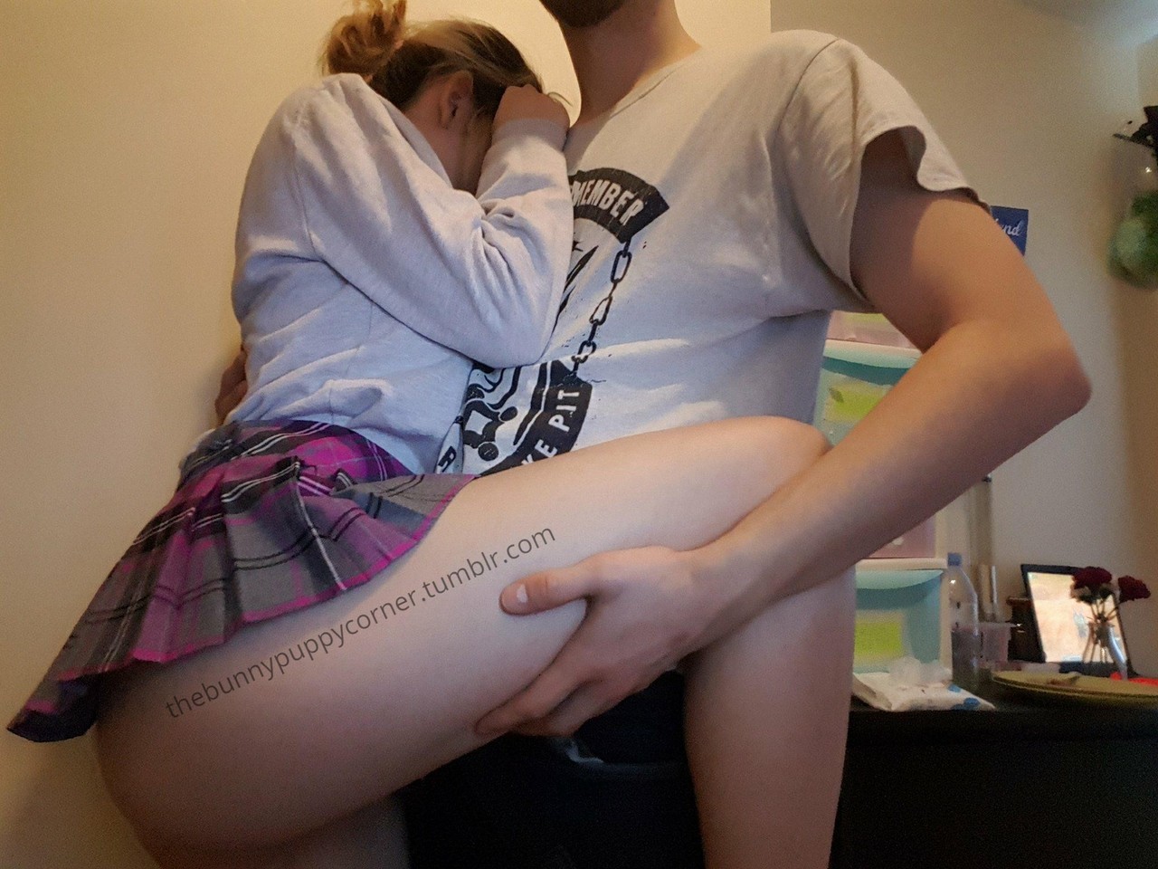 thebunnypuppycorner:  Daddy likes to show off his blushy little girl ^u~