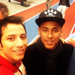 fzneymar:  12.01.2015 Neymar mit Fans in
