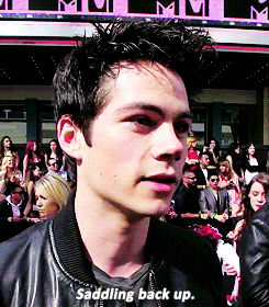 red-riding-hoodie:  abominablesnowmanss:  hoechlder:  Dylan O’Brien at the MTV