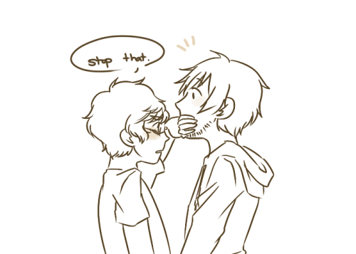 weiweipon: gavin loves giving michael kisses shh shh