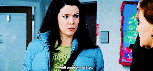 rorygilmore:He was supposed to come back the minute he knew something but he hasn’t been back 