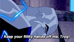 ju5t4n3rd:  dontcallmerae:  This is why I love Starfire.  No. Like. This scene was
