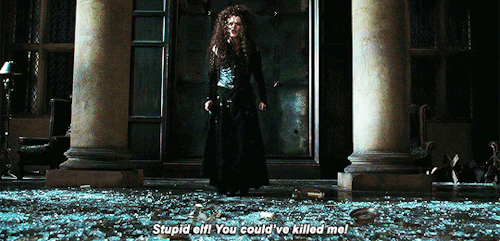 gotta-be-skinny-for-me:  Haha i love Dobby <3