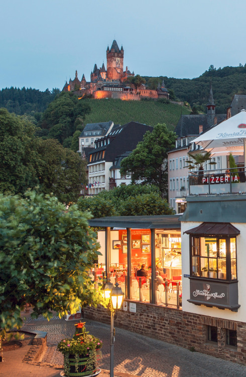 allthingseurope:  Cochem, Germany (by Kurt Oblak)