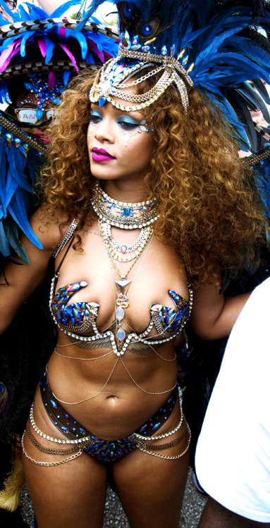 Porn Pics hellyeahrihannafenty: Rihanna Crop Over Looks