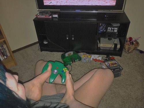 @chibi.stardust #gamecube #feet #nintendo #toes #zelda #chibi #gamer #cheats #idk #gotobed #fluseaso