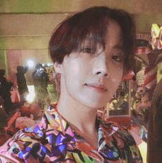 Hoseok: Skateboarder/ Graffiti Artist For @jayhopely
