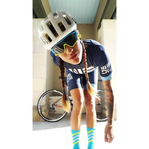 dfitzger:  by @wattage_cottage: New game: sock/shades combo… today’s conditions were so good–lots of