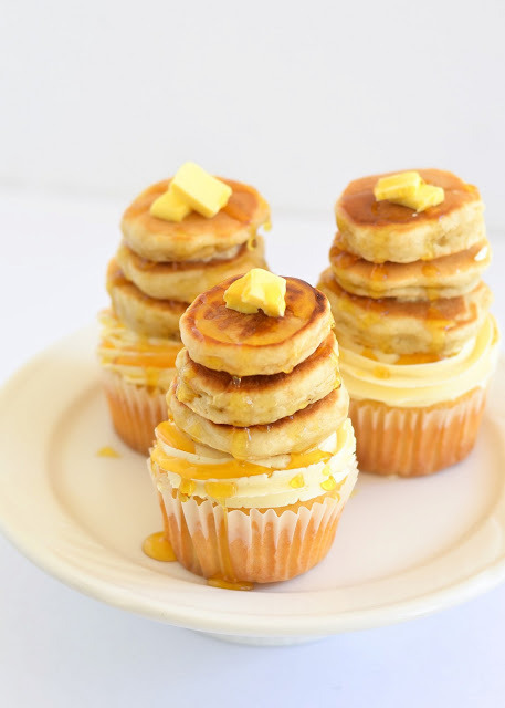 foodiepalooza:  Maple Pecan Cupcakes with Buttermilk Pancakes 