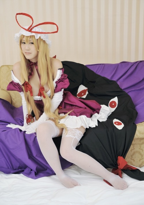 cosplayjapanesegirlidols:Touhou Project - Yukari Yakumo (Pink Web) [webDL] 1-7