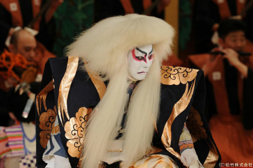 Shunkyō Kagami Jishi, or simply Kagami Jishi (‘Mirror Lionʼ) is a dance play (shosagoto) telling a s