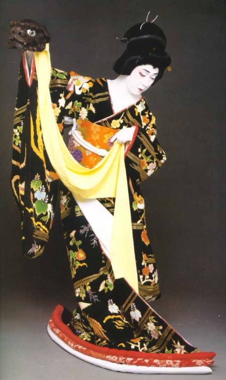 Shunkyō Kagami Jishi, or simply Kagami Jishi (‘Mirror Lionʼ) is a dance play (shosagoto) telling a s