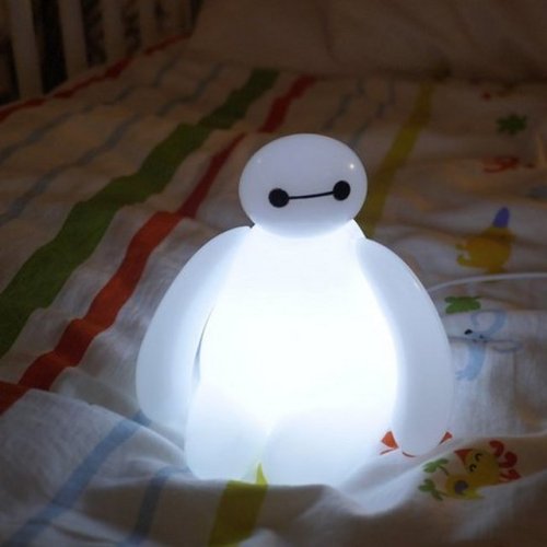 cutiesforcuties:  Baymax LED Nightlight ื“Hello. I am Baymax, your personal healthcare companion.” By BaymaxHas brightness Control System: 25% 50% 75%, fade out mode, smooth breathing mode, Flash mode and soothing sleep mode (Start with 80% brightness,
