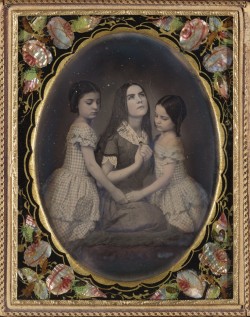 Ce-Sac-Contient: [Anonymous] Three Girls, 1850S Half-Plate Daguerreotype, Extensively