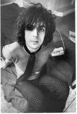 therealmickrock:  Syd Barrett in his Earls Court flat - London,