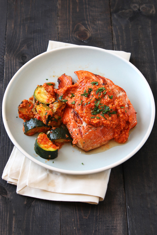 in-my-mouth:  Grilled Salmon and Zucchini with Red Pepper Sauce 