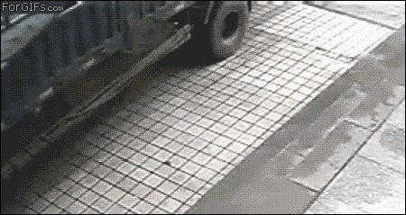 awesomephilia:  Never bring a knife to a tire fight (via) 