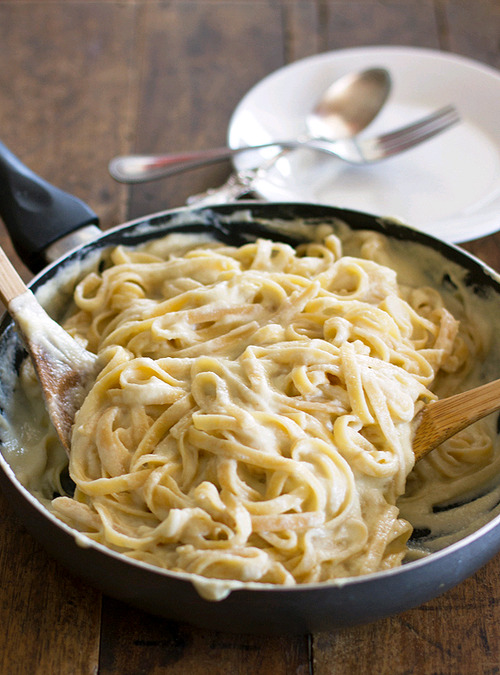 foodluxury:  Love Food? This blog is for you. 