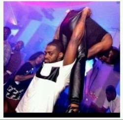 sky-lark:  haitian-sensation:  lovethyhippie:  minniedisaster:  gandalfthablack:  Got yo bitch in the club like  I shat my pants looking at this pic  My nigguh about to do the ultimate move!!!!  Literally one of the greatest posts ever made  deep ass