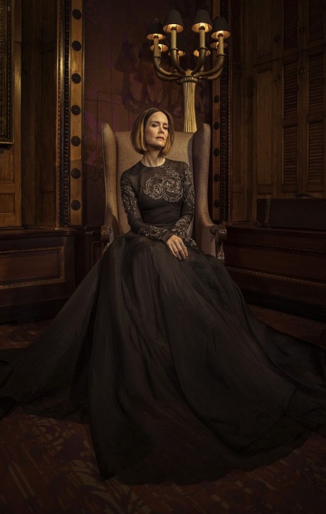 sarahfuckinpaulson: How did i miss this Sarah Paulson on Adweek?! Holy mother