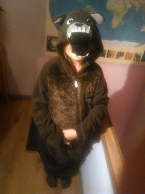 mamselleg: My little sister is a small reelbearmedia. She’s definitely ready to be a part of O