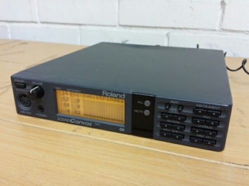 Roland SC-55 Sound Canvas GS MIDI Sound Module, 1991. Sorry for low resolution pics.