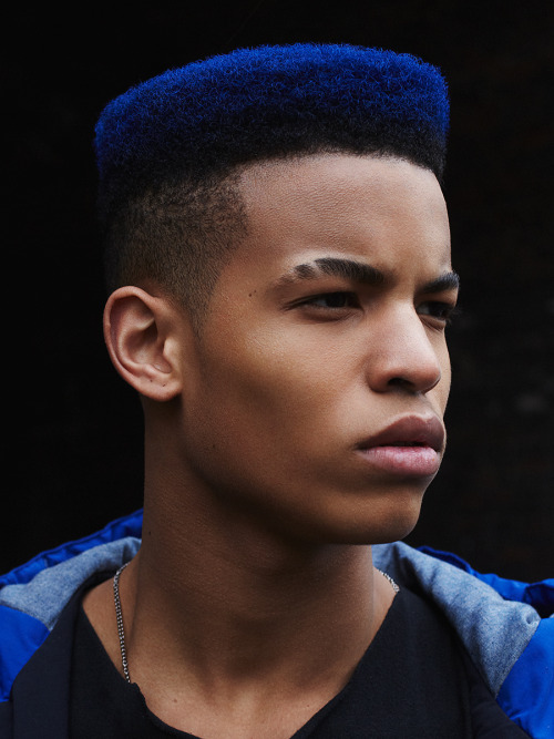 karlmarxandspencer: ablacknation:imninm: gypsyyspygshit: imninm:black boys with blue/teal hair Boys 