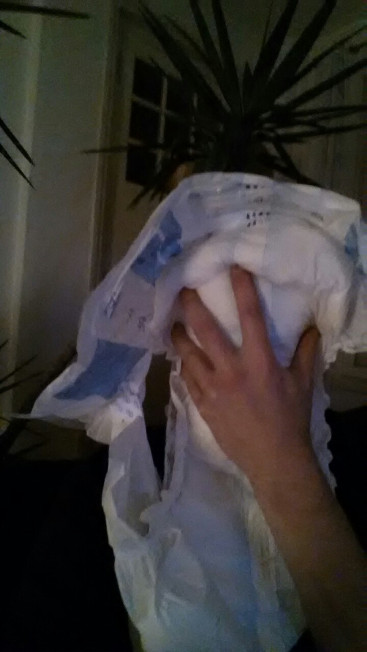 master-diaper-boy:  dltoto:  Hummmmmmmmm 