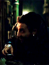 ericscissorhands:   The SKWAD:   Captain Boomerang. A.K.A. Digger Harkness. 98 Counts of Burglary. Douchebag Extraordinaire. “Fetish: Pink Unicorns.” Suicide Squad (2016) 