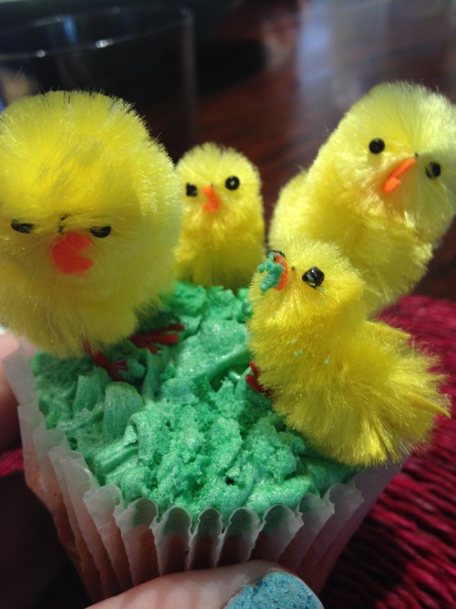 freerangeraspberries:  freerangeraspberries:freerangeraspberries:I made an easter chick diorama, the front one has a green icing addiction and his friends are holding an intervention. frank this is serious we are concerned  I JUST CANT HELP MYSELF