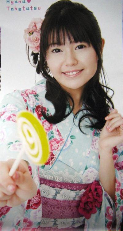 koro33rpm:  声優・竹達彩奈さん、原田ひとみさんに食べられる