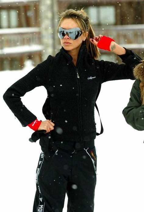 Victoria Beckham ski look