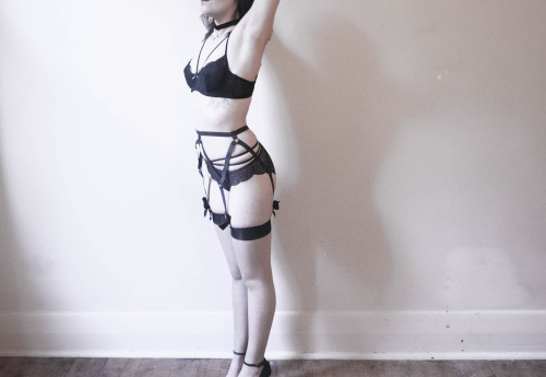 uchimada-official:  Dara // Under ฮ 