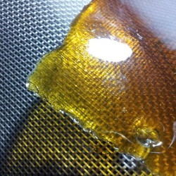 chron36:  #dab #dabs #errl #texasgold #shatter