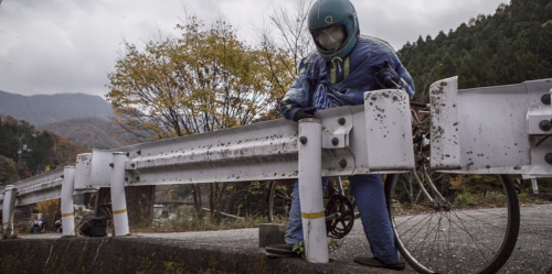 sixpenceee:  “Nestled in the hidden valleys of Shikoku, Japan, is the village of Nagoro. Its remote location has led its residents to leave for big cities in search for work. With not even a local store, there’s little reason for immigration,