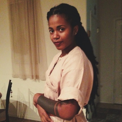 yagazieemezi: I swear my sister azemezi doesn’t know how to tumblr so I created this of her fa