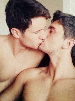 thegayboyslove:  A kiss is surely the only thing which frees you from deppresions.