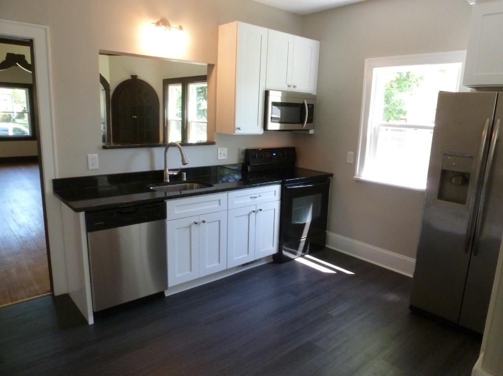 househunting: $259,900/5 br 3400 sq ft Minneapolis, MN  It looks like it started