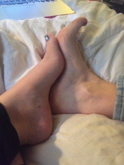 sierra-marie94:  feetandfootjobs:  sierra-marie94:  For all the foot-loving followers babydoll—xoxo  Two beautiful girls with beautiful feet.  Thank you 😊😊