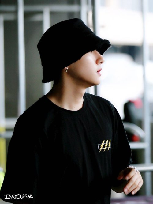 daily-monsta-x - Wednesday - I.M at Newark airportPhoto credit - ...