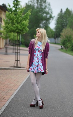 fashion-tights:  Cherry blossom. Via The