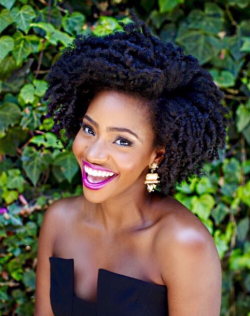 securelyinsecure:Teyonah Parris “It feels good to be a role model for little girls who don’t often see  natural hair on the red carpet. I’ve wanted to be an actress my whole  life and the none of the women I aspired to be like had natural hair.