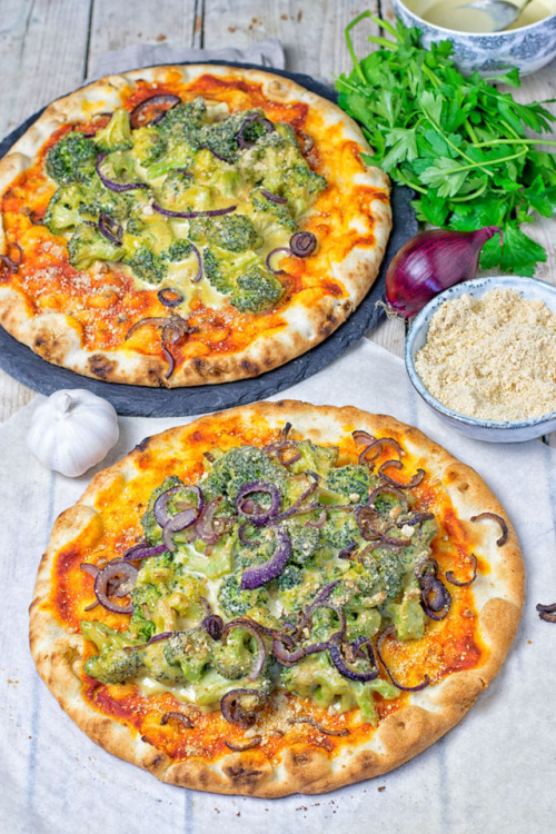 alloftheveganfood: Broccoli Cheese Vegan Pizza (GF)Fall Harvest Vegan PizzaEthiopian Berbere Chickpe