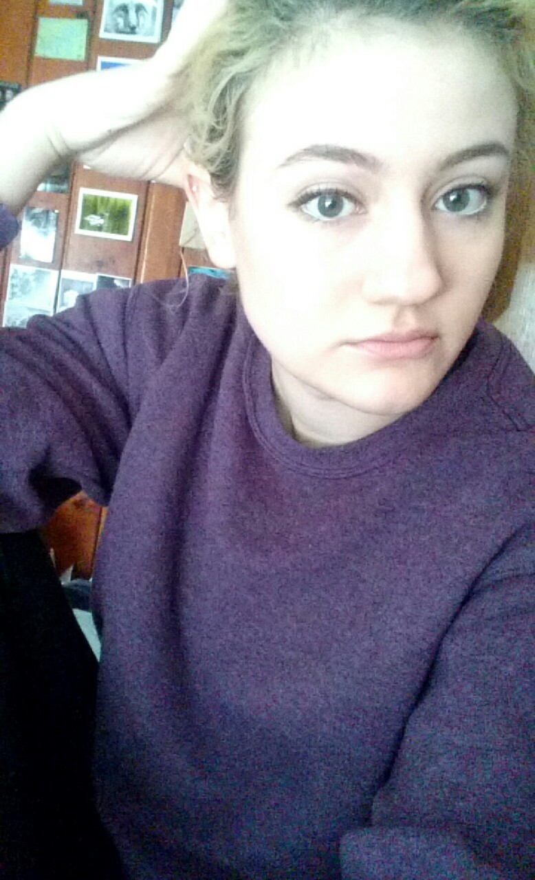 notstraightscully:  overexposed lesbian agenda