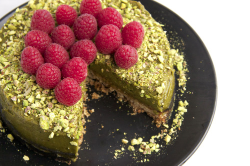 Granola Crusted Pistachio Cheesecake ( Gluten free, Vegan adaptable)For the granola crust1 ½ cup